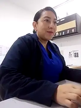 Valeria montana  online show from 22, 5, 2026