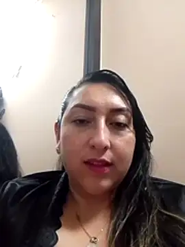 Valeria montana  online show from 16, 7, 2026