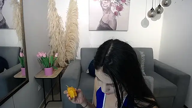 AdrianaTorres  online show from 25, 2, 2026