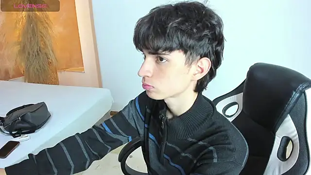 CONNOR STONNE  online show from 19, 2, 2026