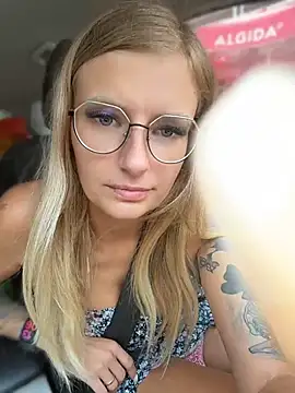 Betsy online show from 5, 8, 2026