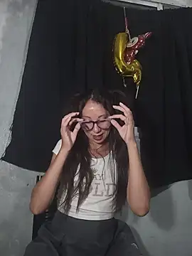 Snapshot of Cristal_azul777 chatting on 10, 1, 2026 Cristal azul777 online show from 10, 1, 2026