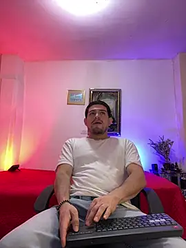 williamsmiiths16 online show from 25, 3, 2026