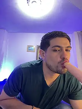 williamsmiiths16 online show from 26, 3, 2026