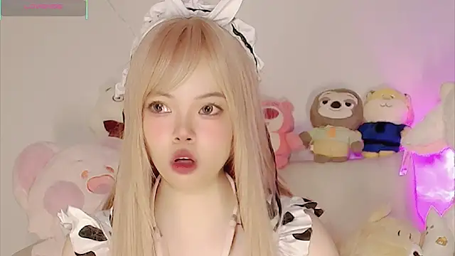 Snapshot of Miyeoonn chatting on 3, 2, 2026 Miyeoonn online show from 3, 2, 2026