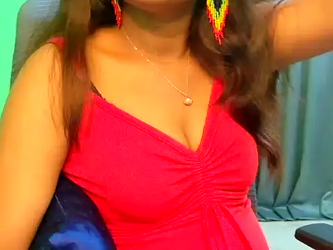 Spit queenC for you online show from 12, 7, 2026