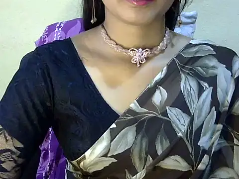 Snapshot of Shab_M chatting on 29, 6, 2026 Shab M online show from 29, 6, 2026