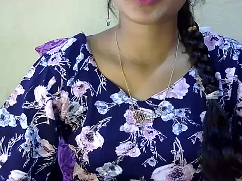 Snapshot of Shab_M chatting on 19, 7, 2026 Shab M online show from 19, 7, 2026