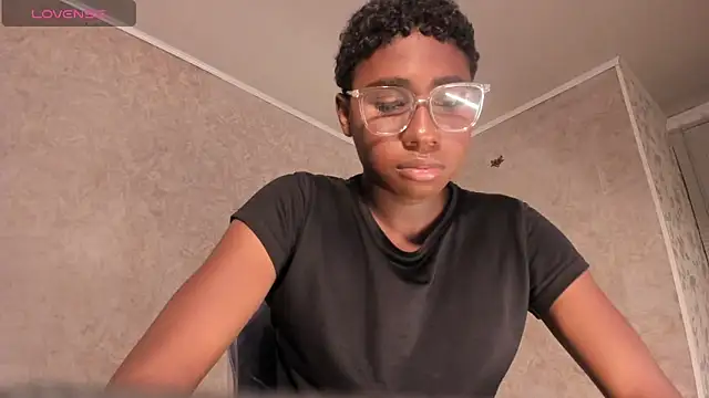 teylor lovee online show from 24, 2, 2026