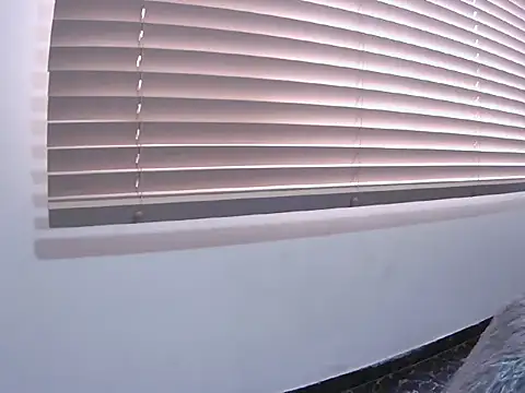 Fernanda andrew online show from 9, 4, 2026