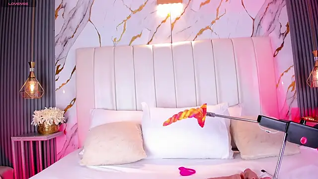 MarelynSummer online show from 10, 3, 2026