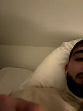 Snapshot of Davvidsm chatting on 19, 12, 2025 Davvidsm online show from 19, 12, 2025