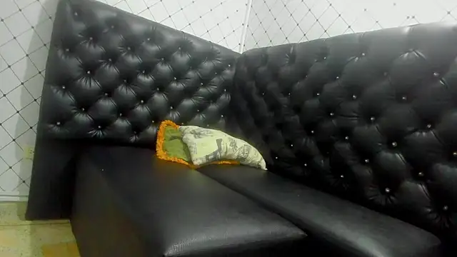 Snapshot of SAMMY_THEMADAME chatting on 17, 12, 2025 SAMMY THEMADAME online show from 17, 12, 2025