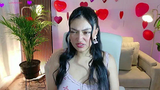 Snapshot of victoria___moon chatting on 16, 2, 2026 victoria moon online show from 16, 2, 2026