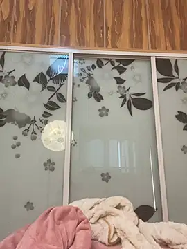 Snapshot of bibi347127 chatting on 1, 2, 2026 bibi347127 online show from 1, 2, 2026