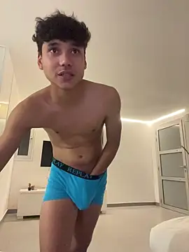 OnlyTyroone online show from 22, 3, 2026