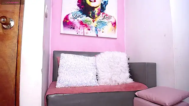 danycute  online show from 24, 2, 2026