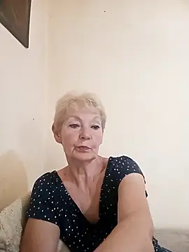 Snapshot of Calypso-Loove chatting on 11, 6, 2026 Calypso-Loove online show from 11, 6, 2026