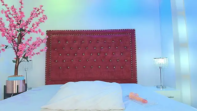 Snapshot of Velora_nigth chatting on 9, 2, 2026 Velora nigth online show from 9, 2, 2026