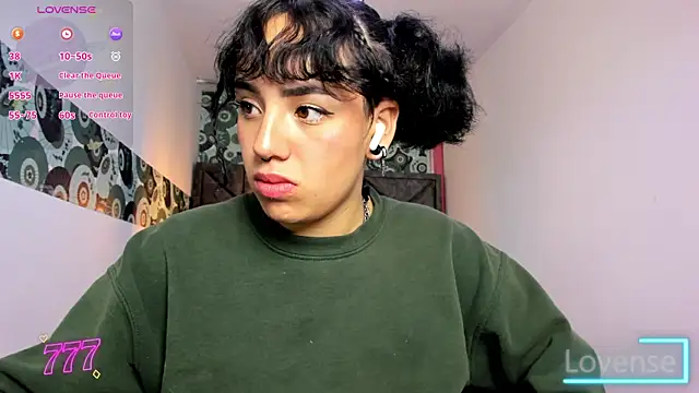 Kiara Fox   online show from 3, 6, 2026