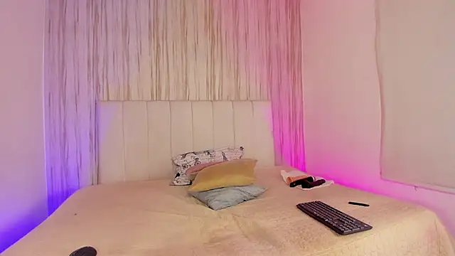 Snapshot of EdnaJara chatting on 3, 2, 2026 EdnaJara online show from 3, 2, 2026