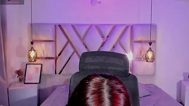 scarlettvg online show from 14, 12, 2025