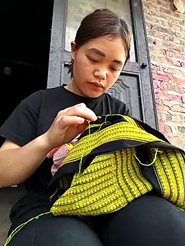 mon-monk online show from 14, 4, 2026