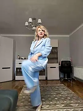 AhlyssaLove1155 online show from 15, 3, 2026