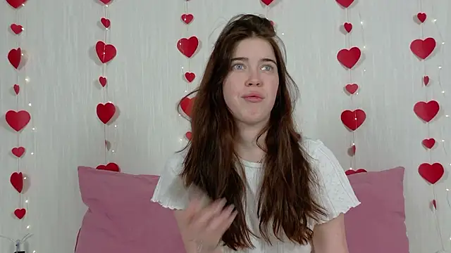 Kimberlybondd online show from 13, 2, 2026