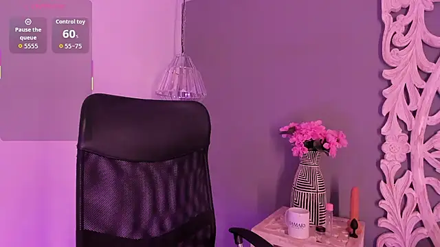 loraineblake online show from 12, 1, 2026