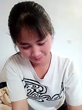 Him MountainGirl online show from 7, 2, 2026