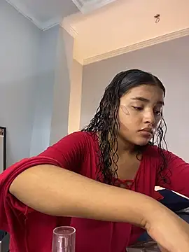 ladulcemary  online show from 8, 1, 2026