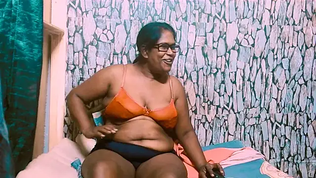 Snapshot of Exotic_indian95 chatting on 2, 3, 2026 Exotic indian95 online show from 2, 3, 2026