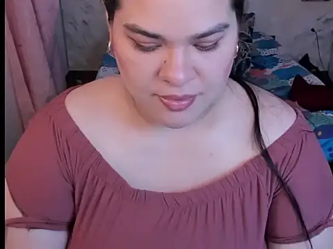 Snapshot of NinaFuentes2X chatting on 9, 5, 2026 NinaFuentes2X online show from 9, 5, 2026