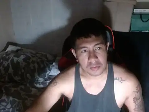 Snapshot of kheljordan23 chatting on 1, 3, 2026 kheljordan23 online show from 1, 3, 2026