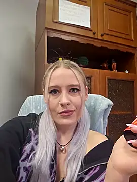 ChristinaWheeled11 online show from 13, 2, 2026