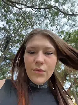 Snapshot of FionaMurr chatting on 1, 2, 2026 FionaMurr online show from 1, 2, 2026