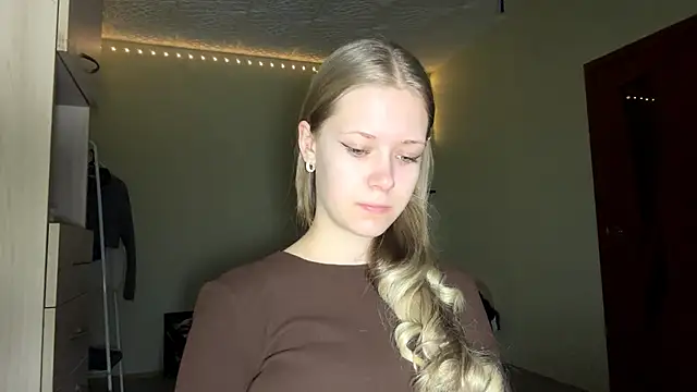 ZaidaSchwarten online show from 10, 2, 2026