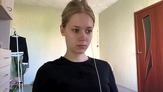 ZaidaSchwarten online show from 17, 5, 2026