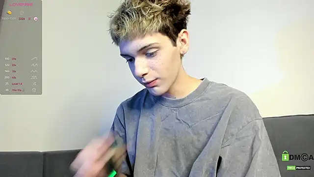 Snapshot of colestorm_ chatting on 20, 12, 2025 colestorm online show from 20, 12, 2025