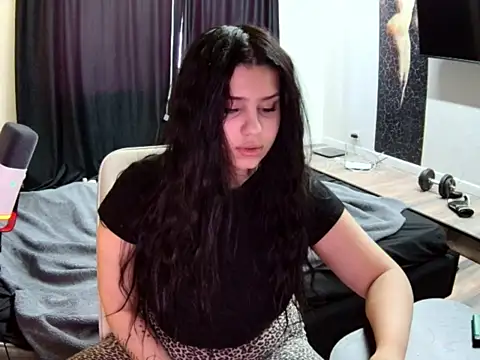 Snapshot of Nicole_Pars chatting on 24, 2, 2026 Nicole Pars online show from 24, 2, 2026