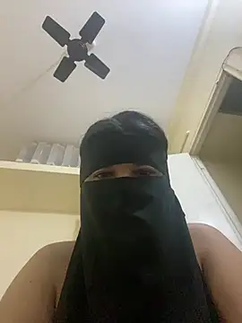 Snapshot of sara___fun chatting on 13, 2, 2026 sara fun online show from 13, 2, 2026