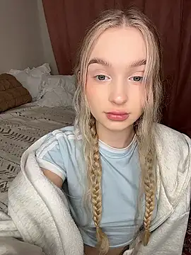 -teenytiny- online show from 18, 1, 2026