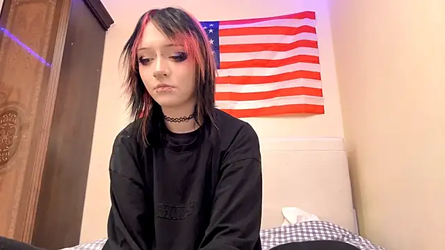 Snapshot of Shine_Luna chatting on 3, 2, 2026 Shine Luna online show from 3, 2, 2026