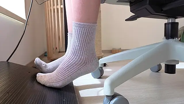 Feetbeth online show from 2, 3, 2026