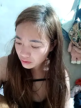 little-effy online show from 8, 3, 2026