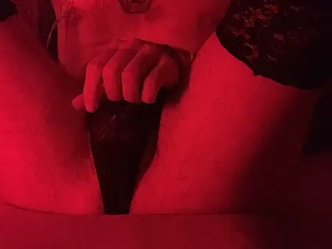 slightlycuriouss online show from 12, 4, 2026