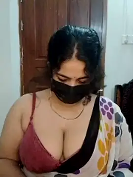 nosrat014 online show from 4, 4, 2026