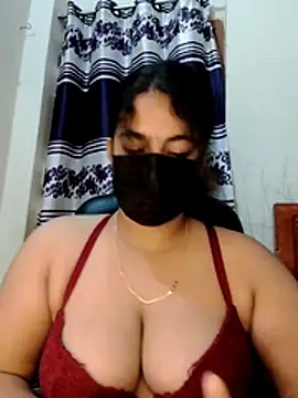 Snapshot of nosrat014 chatting on 15, 7, 2026 nosrat014 online show from 15, 7, 2026