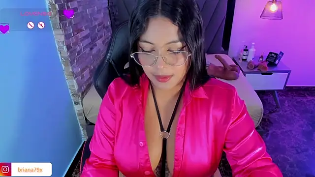 BRIANA Z online show from 11, 4, 2026